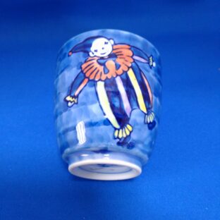 波佐見焼　政右エ門窯　手描き湯呑「ピエロ」